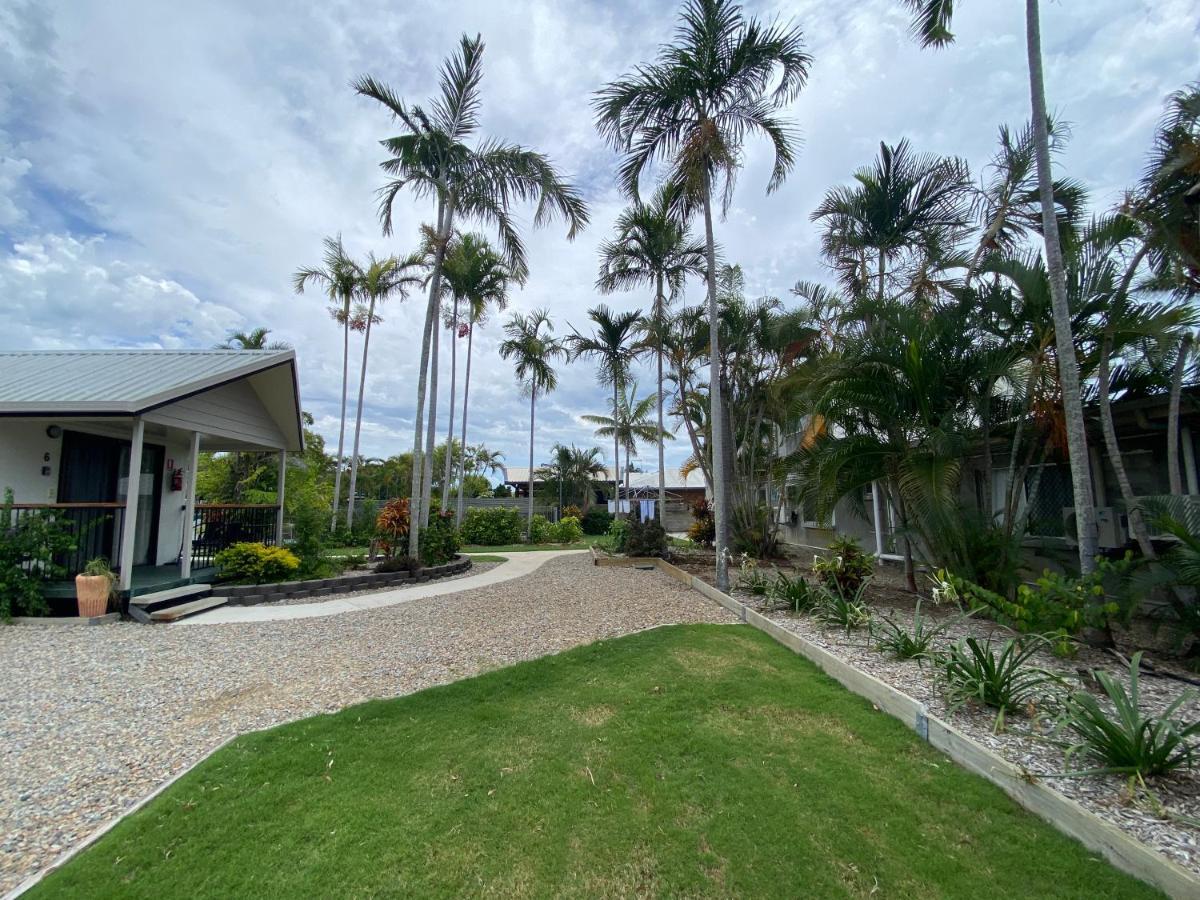 Palm View Holiday Apartments Боуэн Экстерьер фото