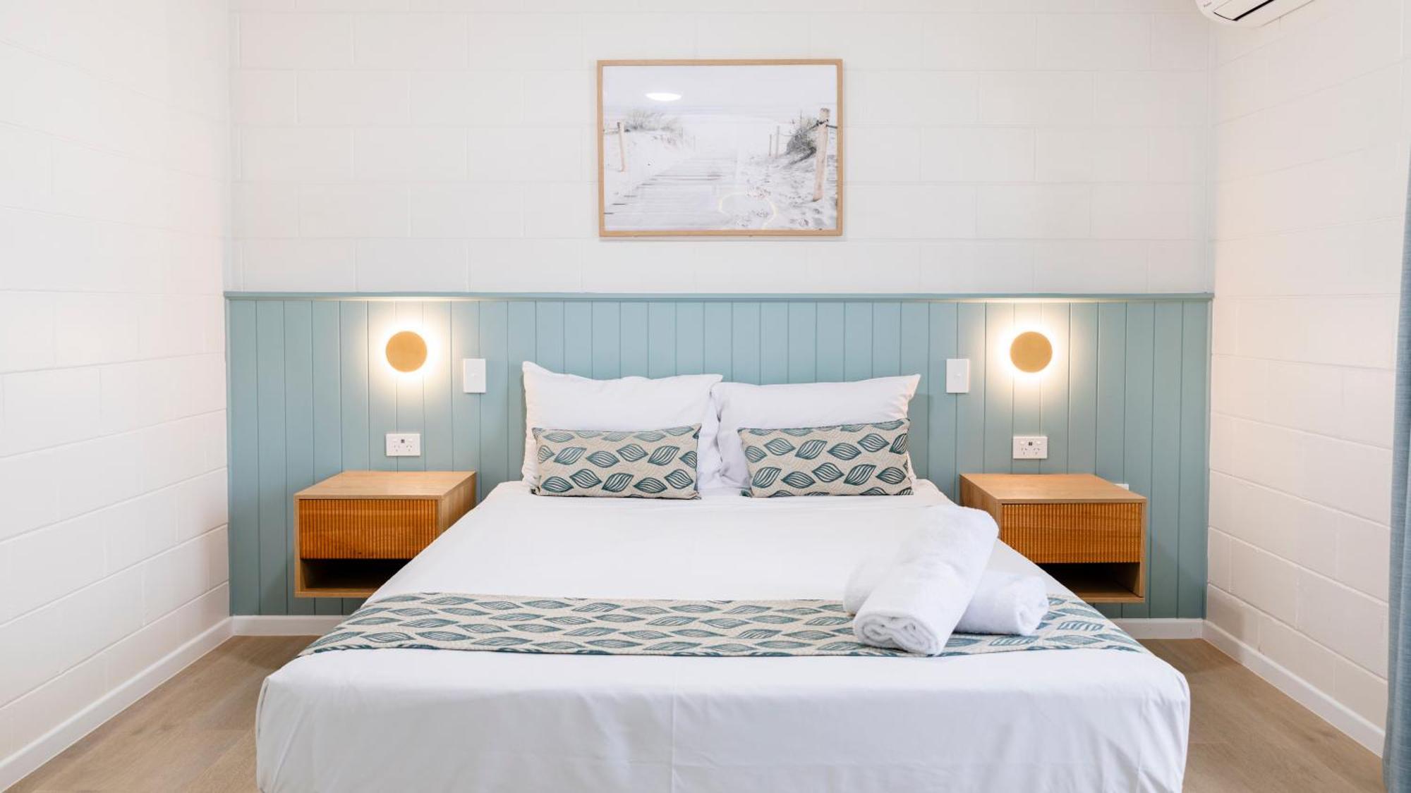 Palm View Holiday Apartments Боуэн Экстерьер фото