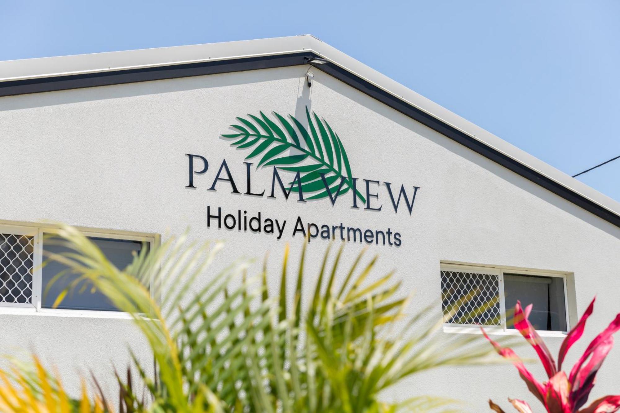 Palm View Holiday Apartments Боуэн Экстерьер фото