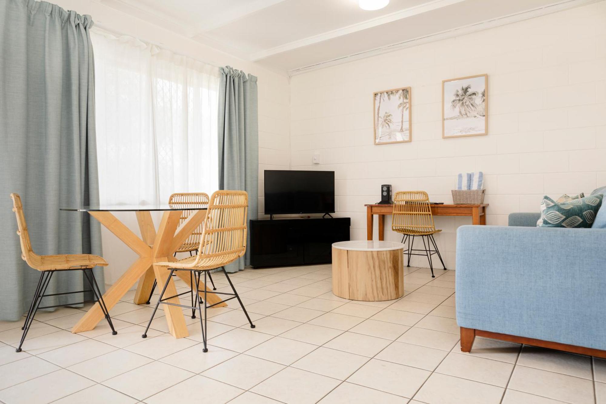 Palm View Holiday Apartments Боуэн Номер фото